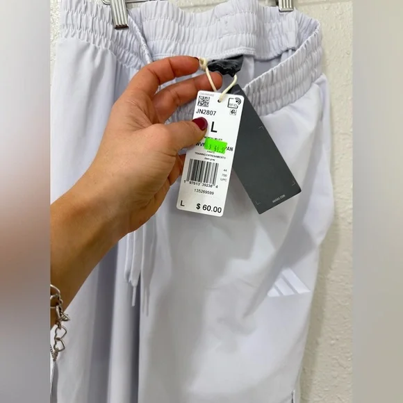 Adidas  Women’s Cargo Jogger Atlantic Pants size L NWT Gray - Picture 6 of 9